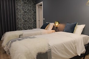Ocean Center Apartments