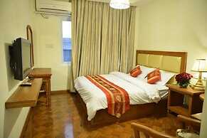 Gold Yadanar Hotel