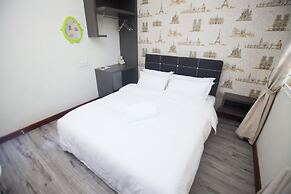 Natol Homestay - Paris BDC