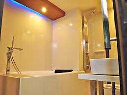 Hotel DreamWorld Las Pinas