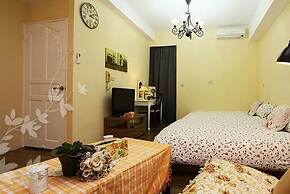 Gloria House