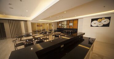 NS Royal Hotel