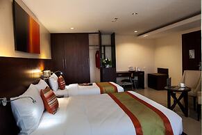 NS Royal Hotel