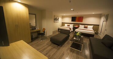 NS Royal Hotel