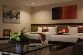 NS Royal Hotel