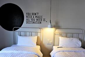 Bedspread Hostel - Adults Only