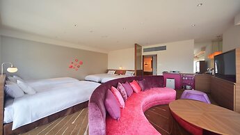 HOTEL UNIVERSAL PORT VITA