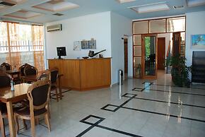 Hotel Dea