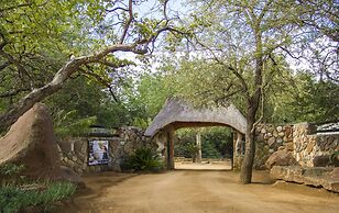LittleBush Private Lodge