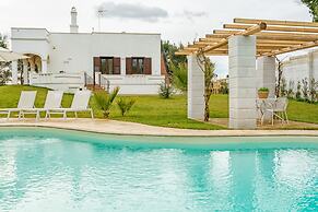 Villa Aura