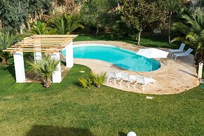 Villa Aura