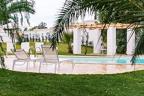 Villa Aura