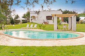 Villa Aura