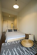 Chedi View Hostel & Rooftop Bar