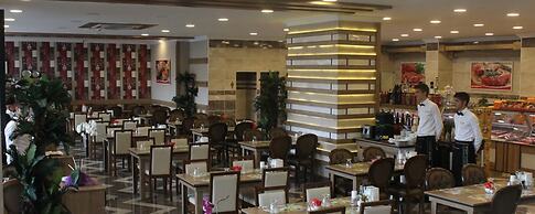 EMSA Palace Hotel