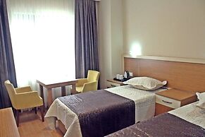 EMSA Palace Hotel