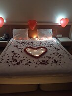 EMSA Palace Hotel
