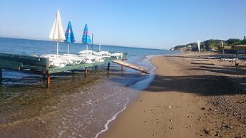Troas Beach Hotel