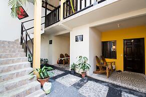 Papaya'S Lodge