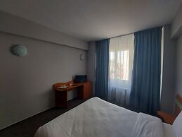 Elizeu Hotel