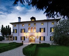 Villa Busta Hotel