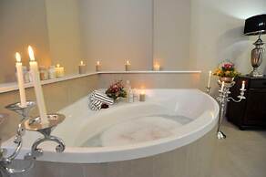 Adato Guesthouse