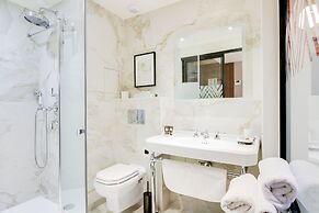 Mom’Art Hotel