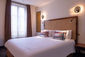 Mom’Art Hotel