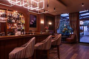Mom’Art Hotel