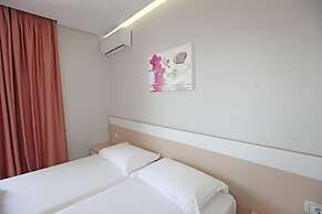 Hotel Star