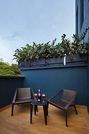 14 Urban Hotel