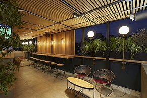 14 Urban Hotel