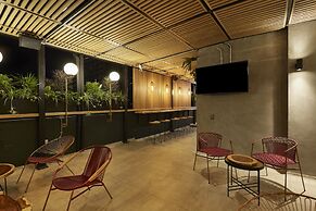 14 Urban Hotel