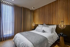 14 Urban Hotel