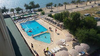 Cesme Farm Hotel