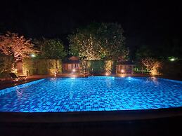 Palazzo Pavone Gallery & Resort