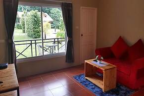 Palazzo Pavone Gallery & Resort