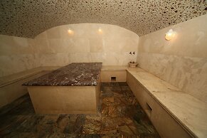 Orchestra Oka Spa Resort
