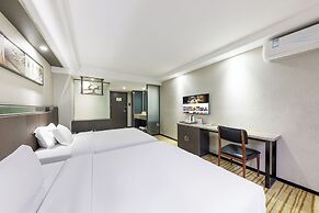 Fuhao Hotel