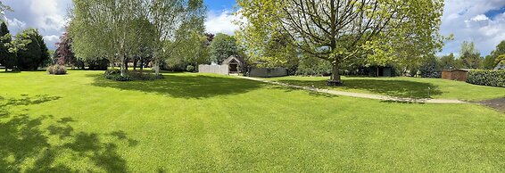 Burton Lodge Guest House and Spa