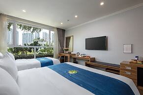 Oriana Hotel