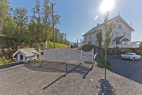Finsnes Gaard
