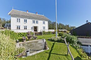 Finsnes Gaard