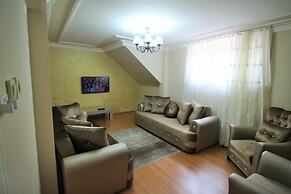 Yılmaz Apart