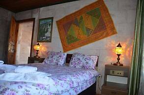 Coco Cave Hotel