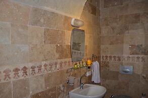 Coco Cave Hotel