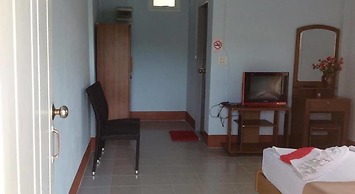Bangsak Hut