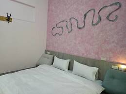 East Cube B&B