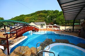Cardigan Bay Holiday Park