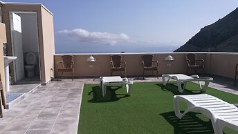 Emblema Suites - Adults Only